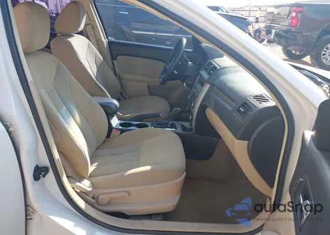 2010 Mercury Milan из США, поврежденный, VIN 3MEHM0HA2AR644782